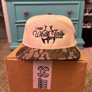 Men’s bottomland camo hat - NWT